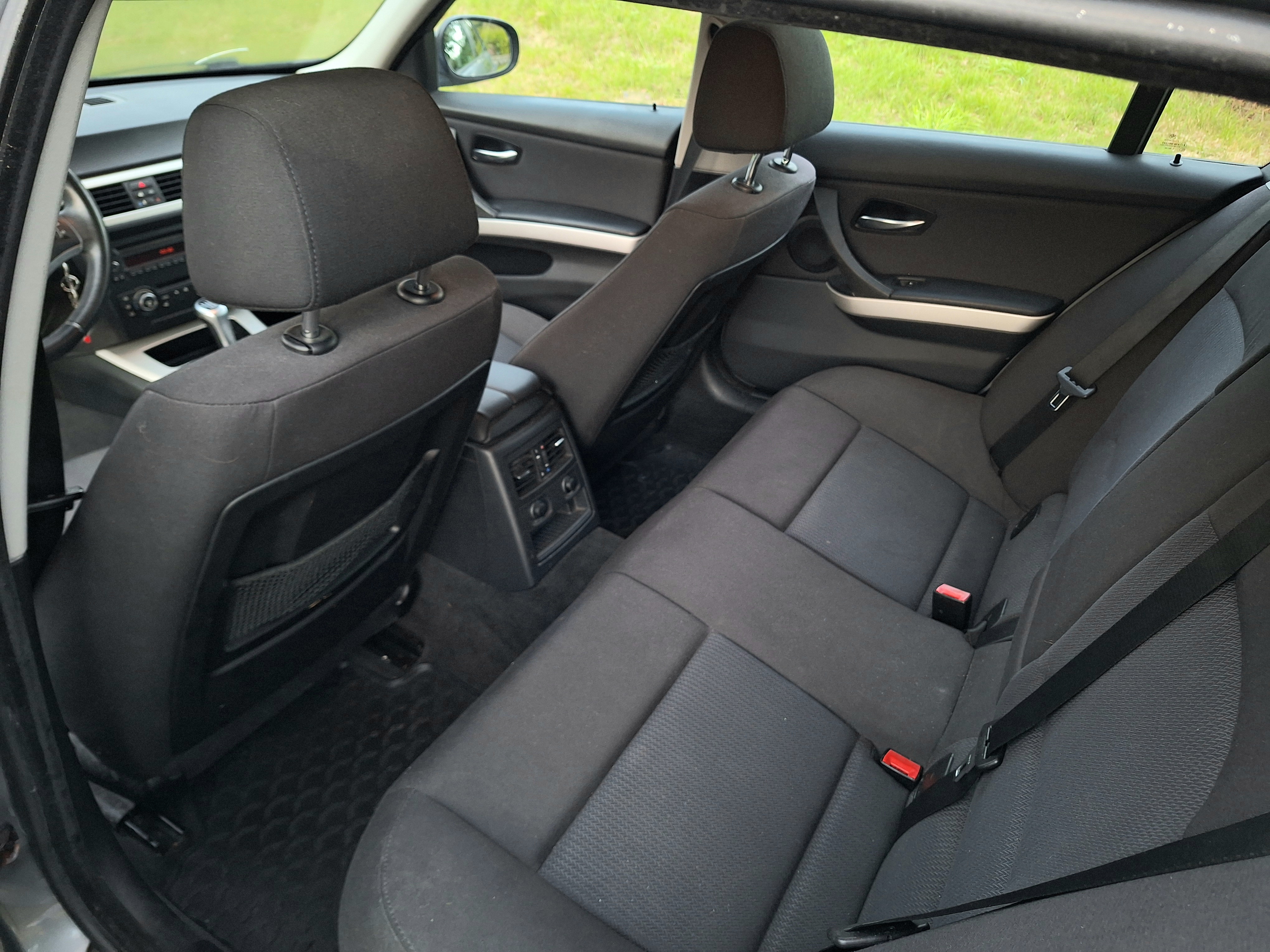 BMW 320 i Touring Manuell 2010, bild 7/7