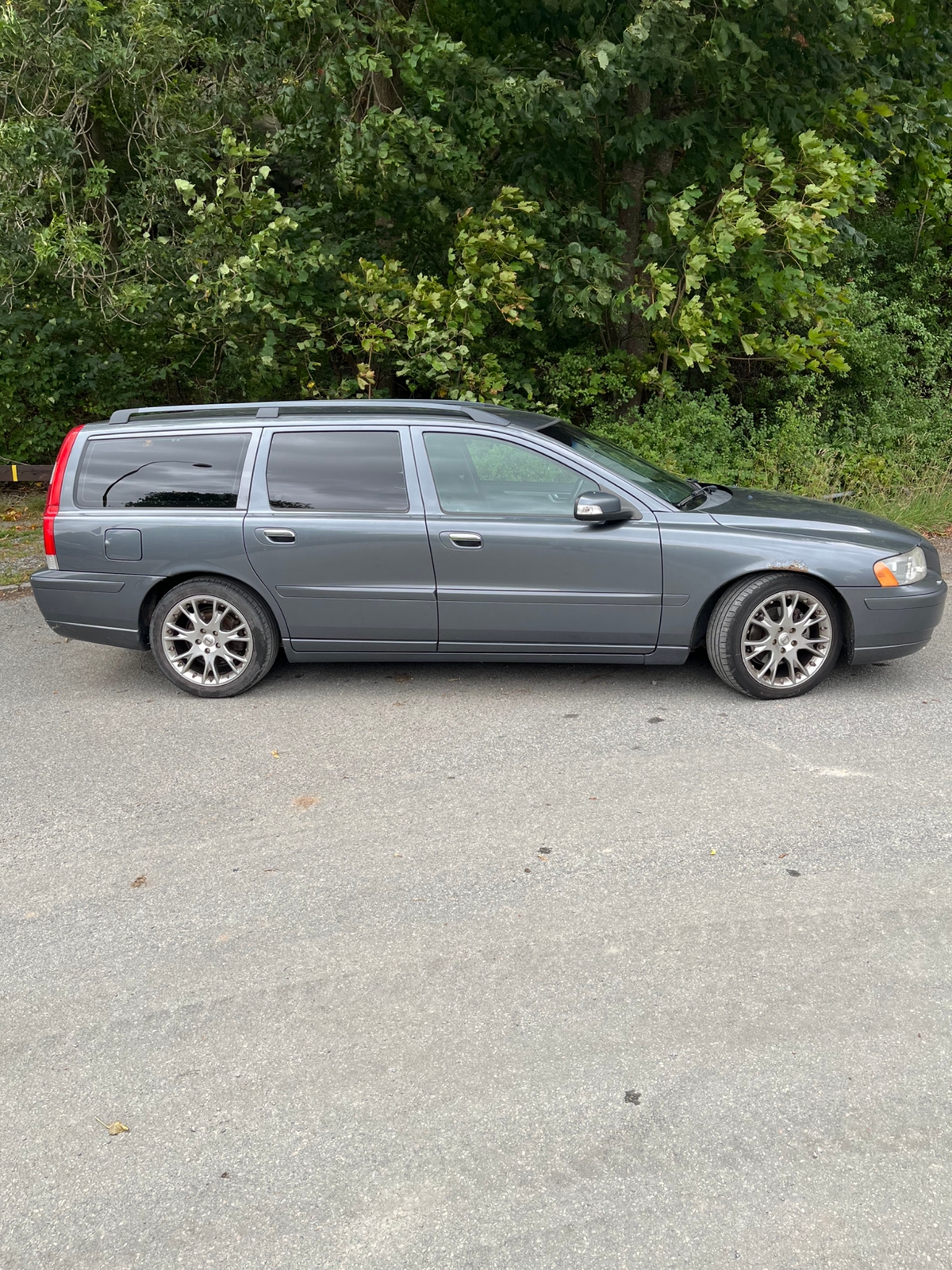 Volvo V70 2.4D Geartronic 2007, bild 2/7