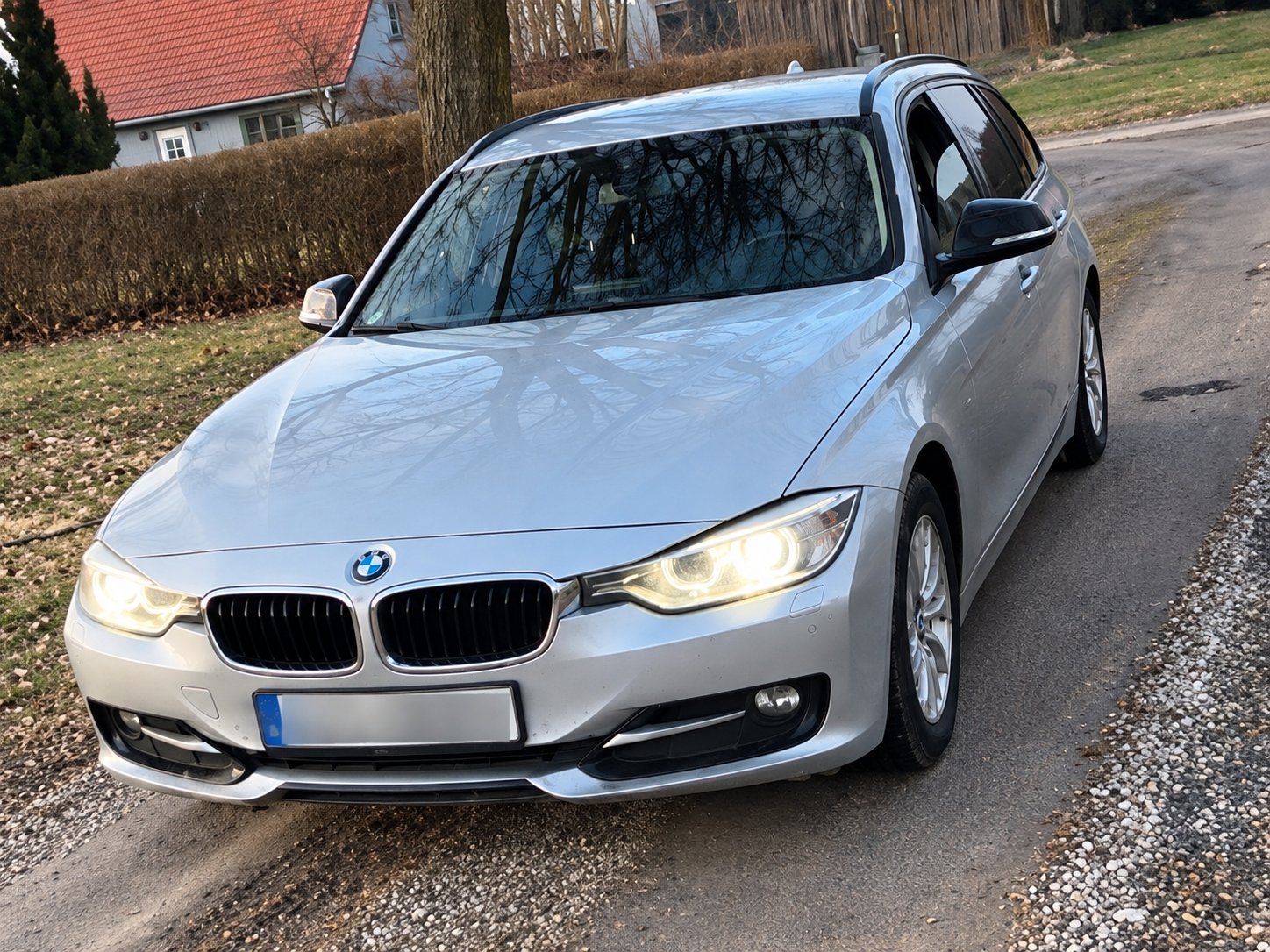 BMW 320 d Touring Steptronic 2013, bild 7/8