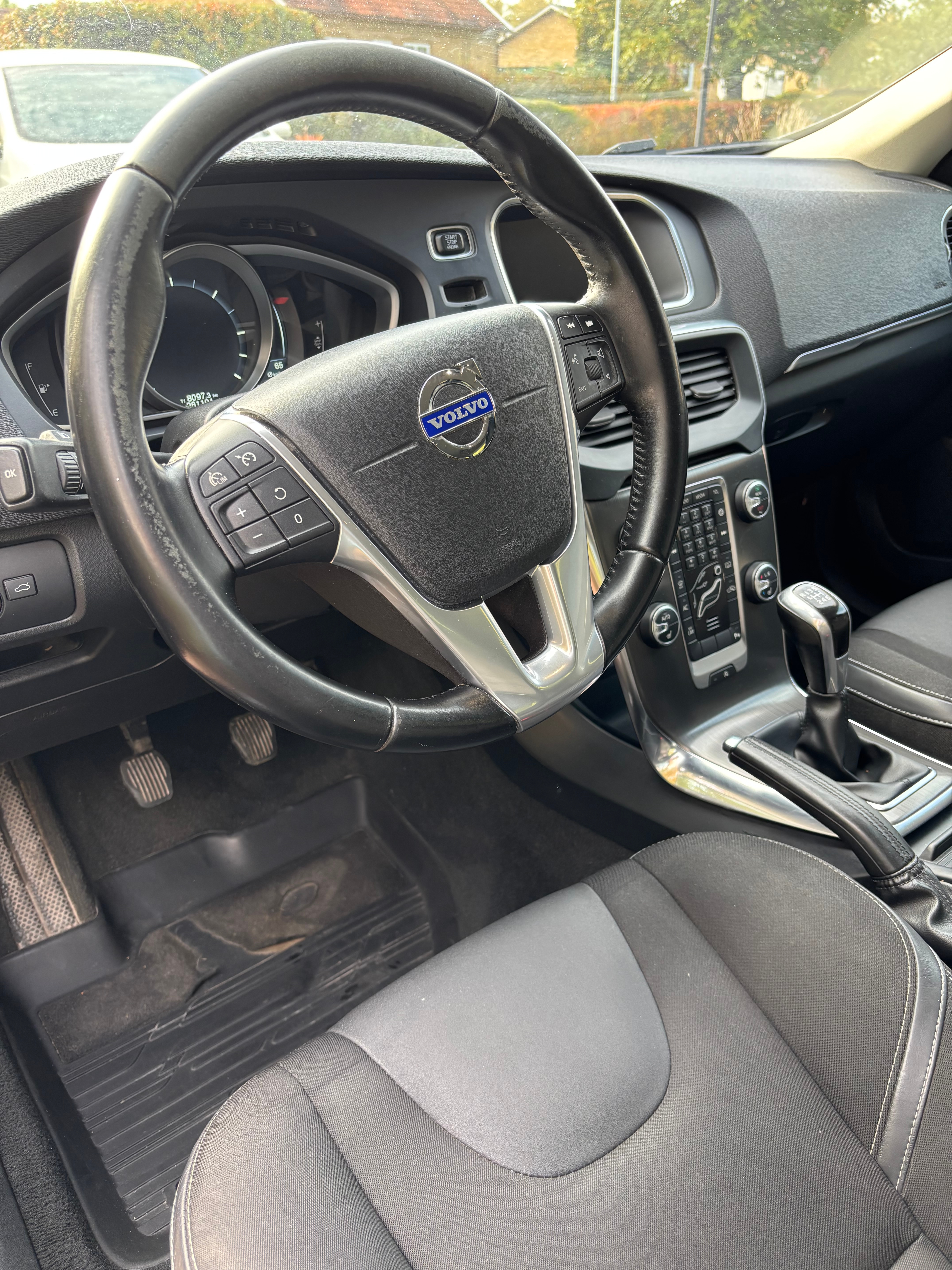 Volvo V40 D2 Manuell 2015, bild 3/5