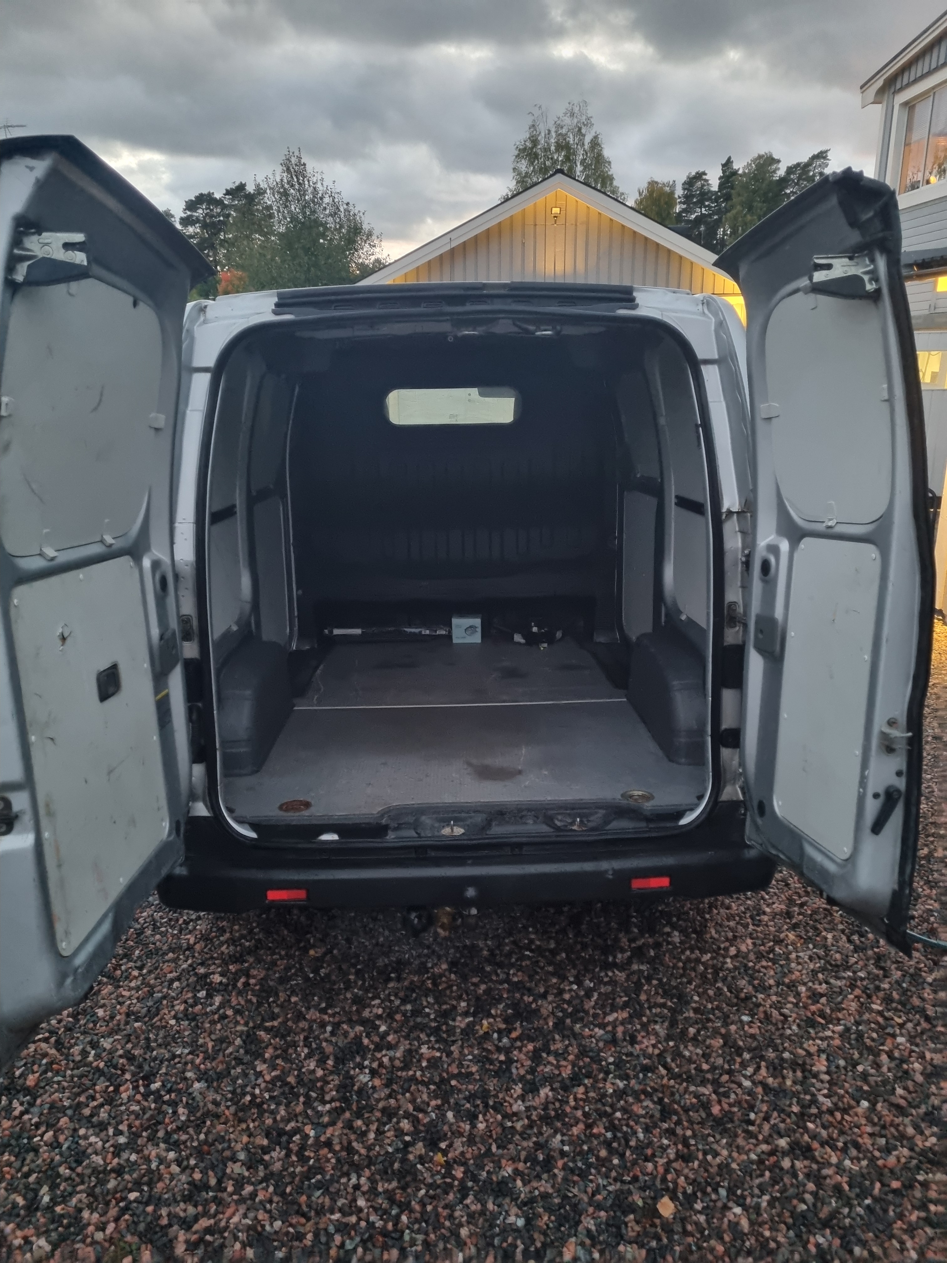 Nissan NV200 Van 1.5 dCi Manuell 2011, bild 5/6