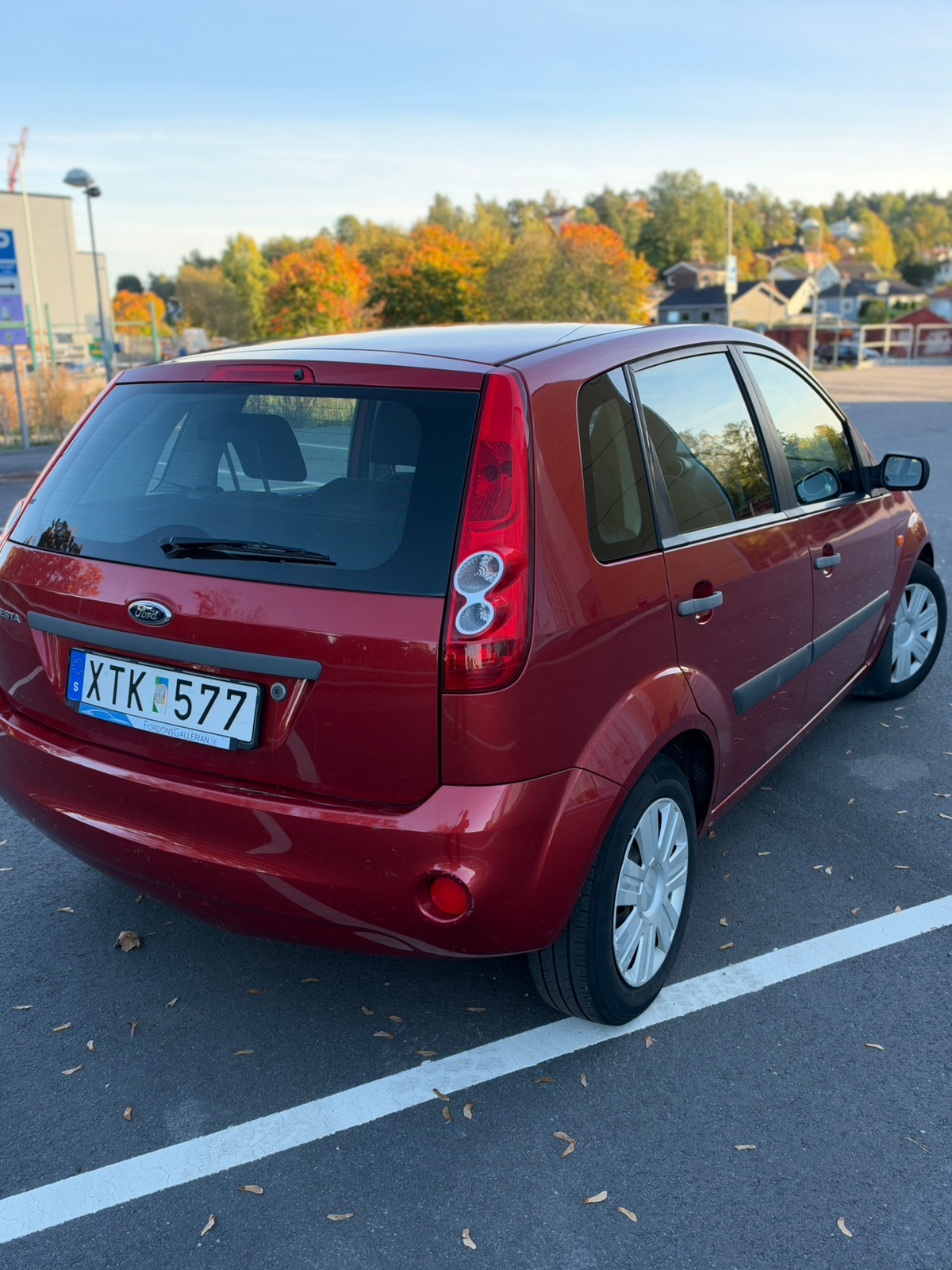 Ford Fiesta 5-dörrar 1.4 Manuell 2006, bild 5/10
