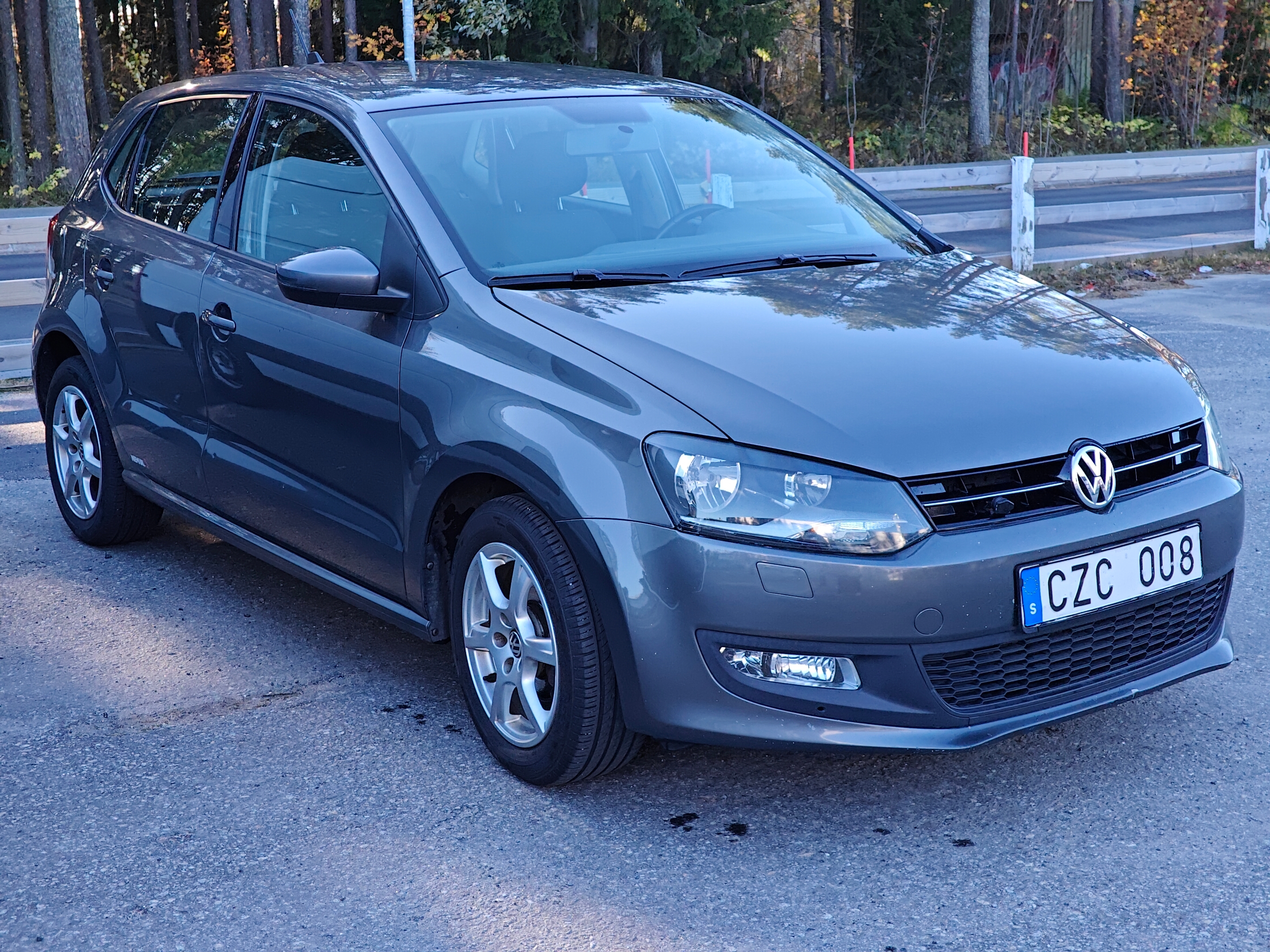 Volkswagen Polo 5-dörrar 1.4 MPI Manuell 2014, bild 2/2