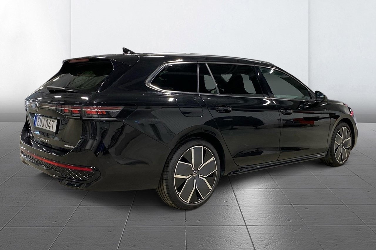 Volkswagen Passat 2025, bild 4/10