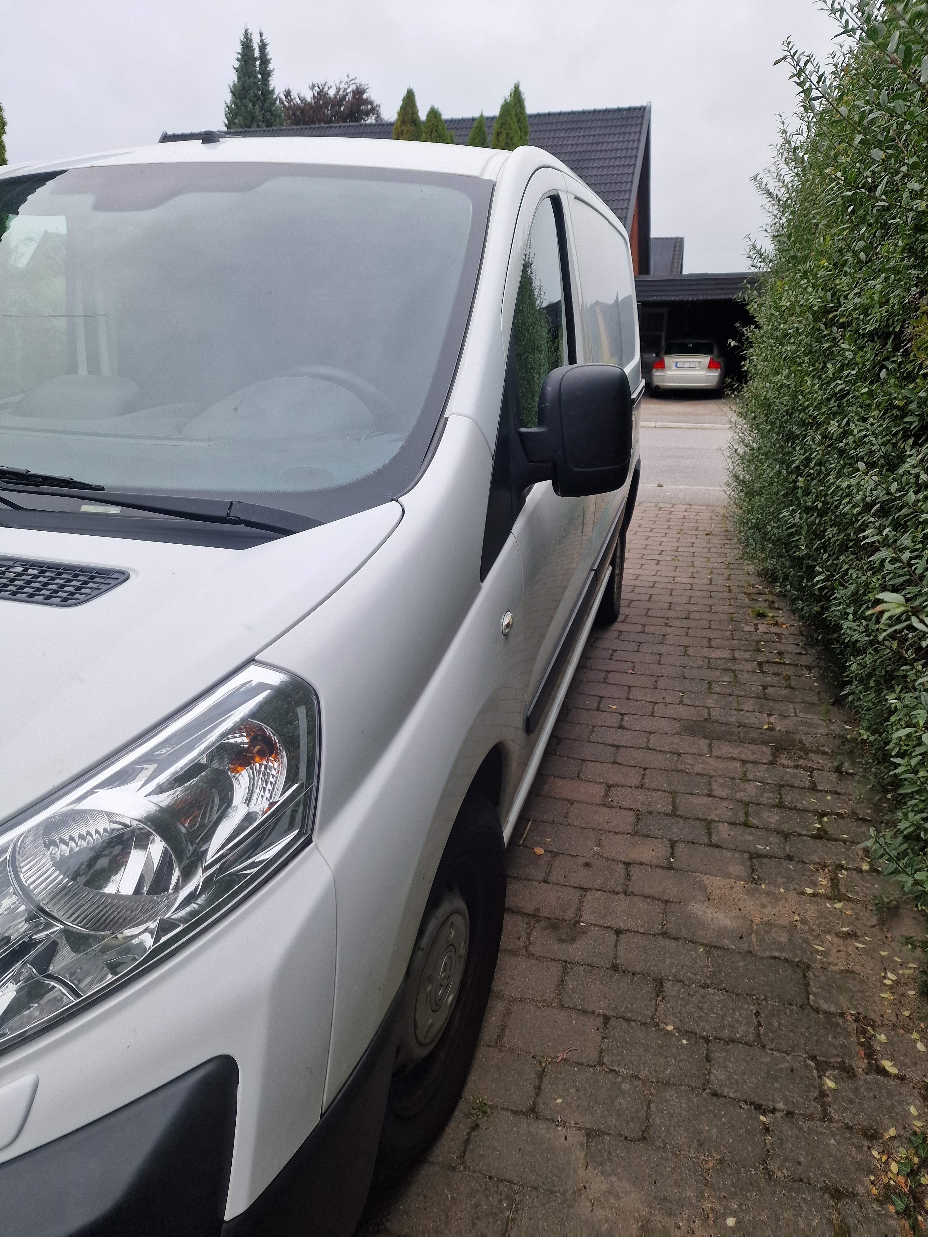 Toyota Proace Skåpbil 1.6 D-4D Manuell 2013, bild 2/4