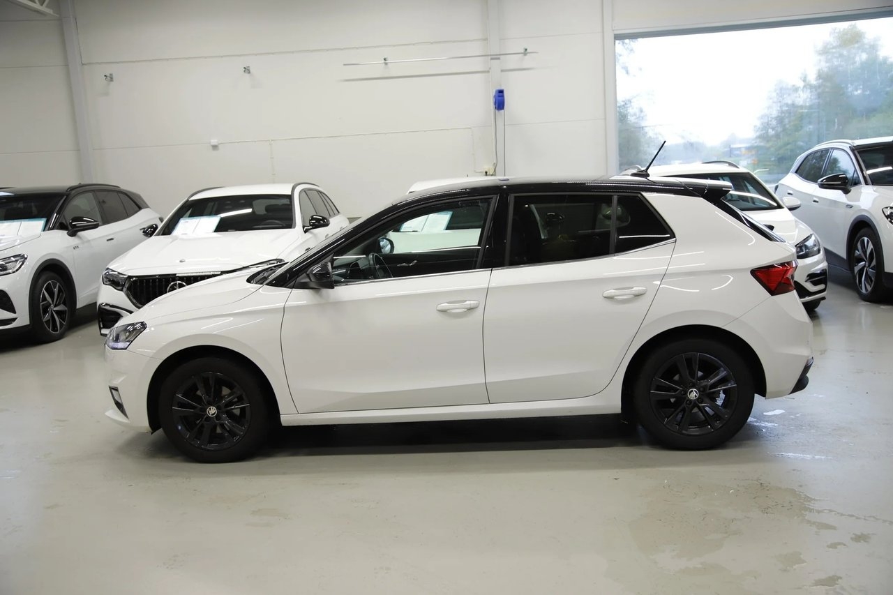 Skoda Fabia 1.0 TSI DSG Style 2022, bild 3/15