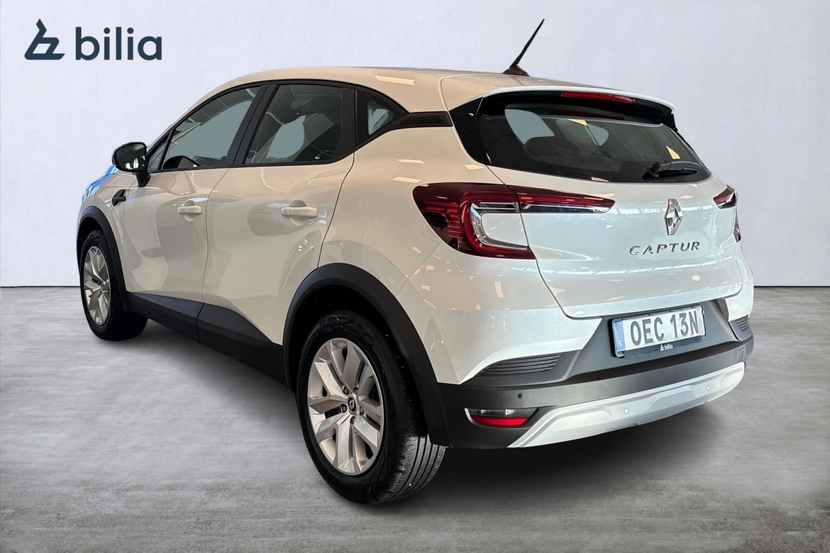 Renault Captur TCe 140 Equilibre EDC 2023, bild 2/10