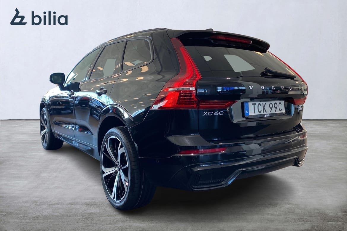 Volvo XC60 T6 Plus Dark Edition 2025, bild 2/10