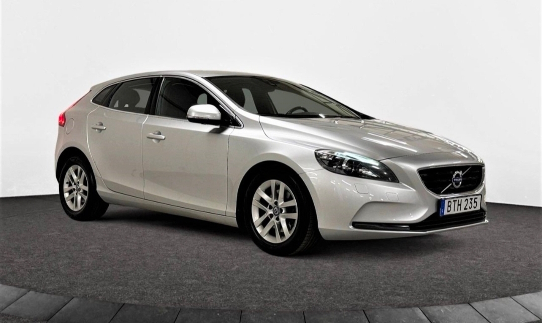 Volvo V40 D2 Powershift 2015, bild 2/10