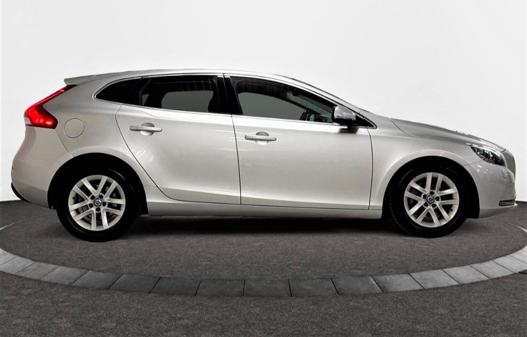 Volvo V40 D2 Powershift 2015, bild 6/10