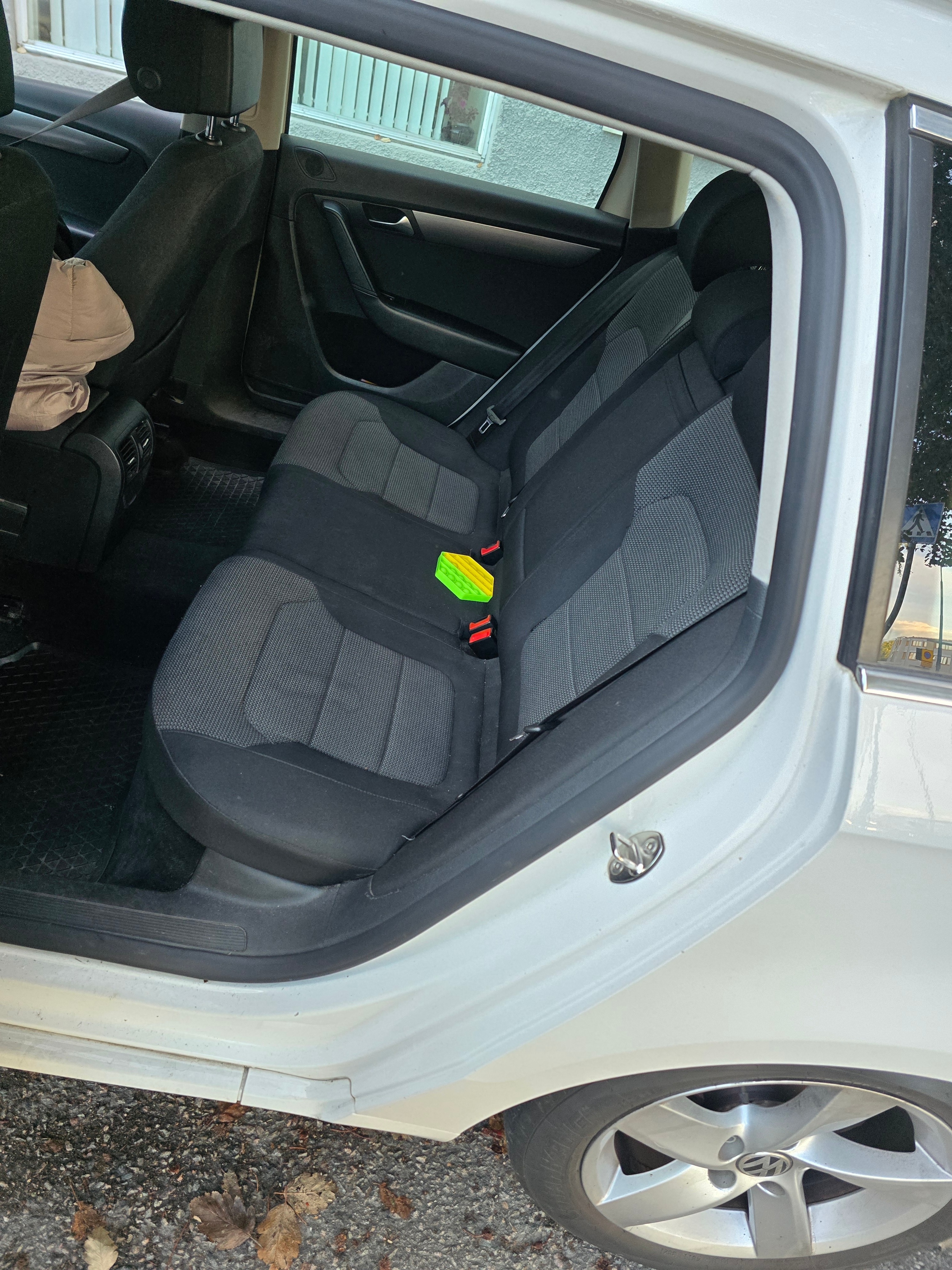 Volkswagen Passat 2012, bild 6/7