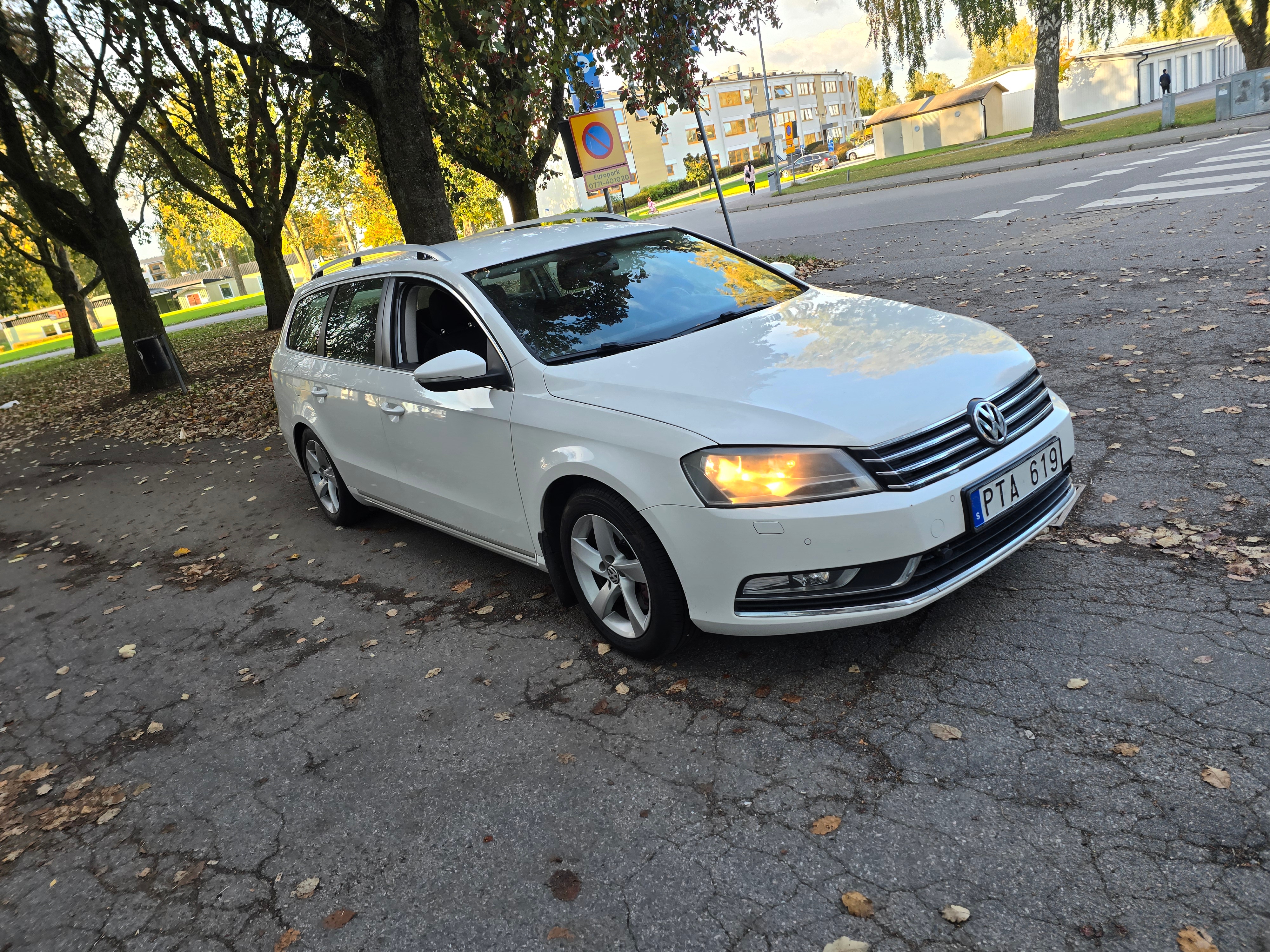 Volkswagen Passat 2012, bild 2/7