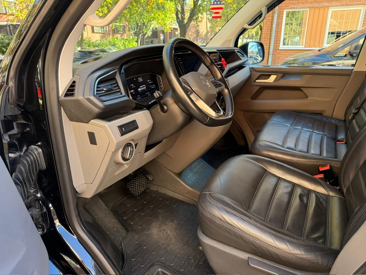 Volkswagen Transporter 2023, bild 5/10