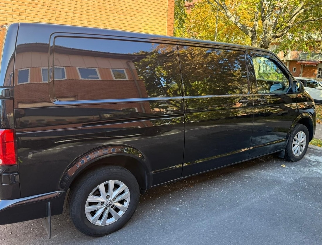 Volkswagen Transporter 2023, bild 2/10