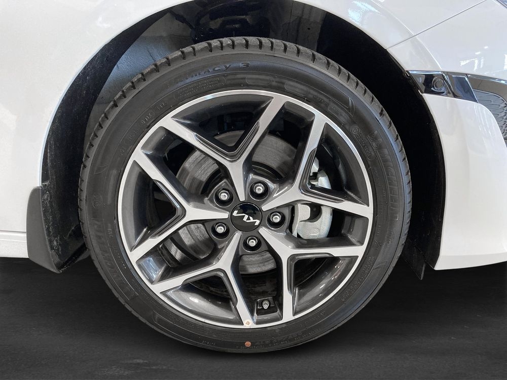 Kia Ceed 1.6 GDI 2023, bild 3/8