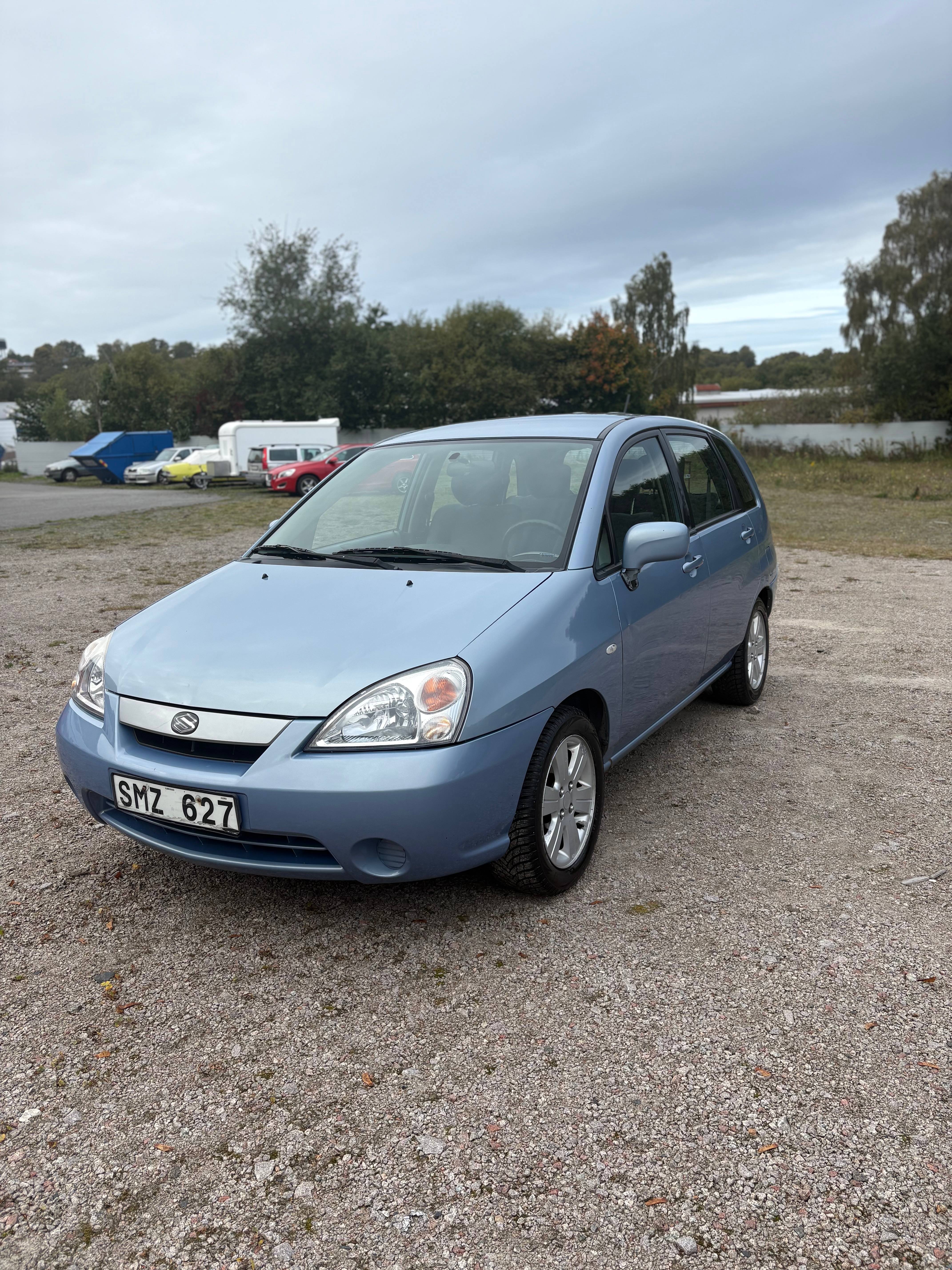 Suzuki Liana 1.6 DOHC 16V VVT Manuell 2001, bild 2/9