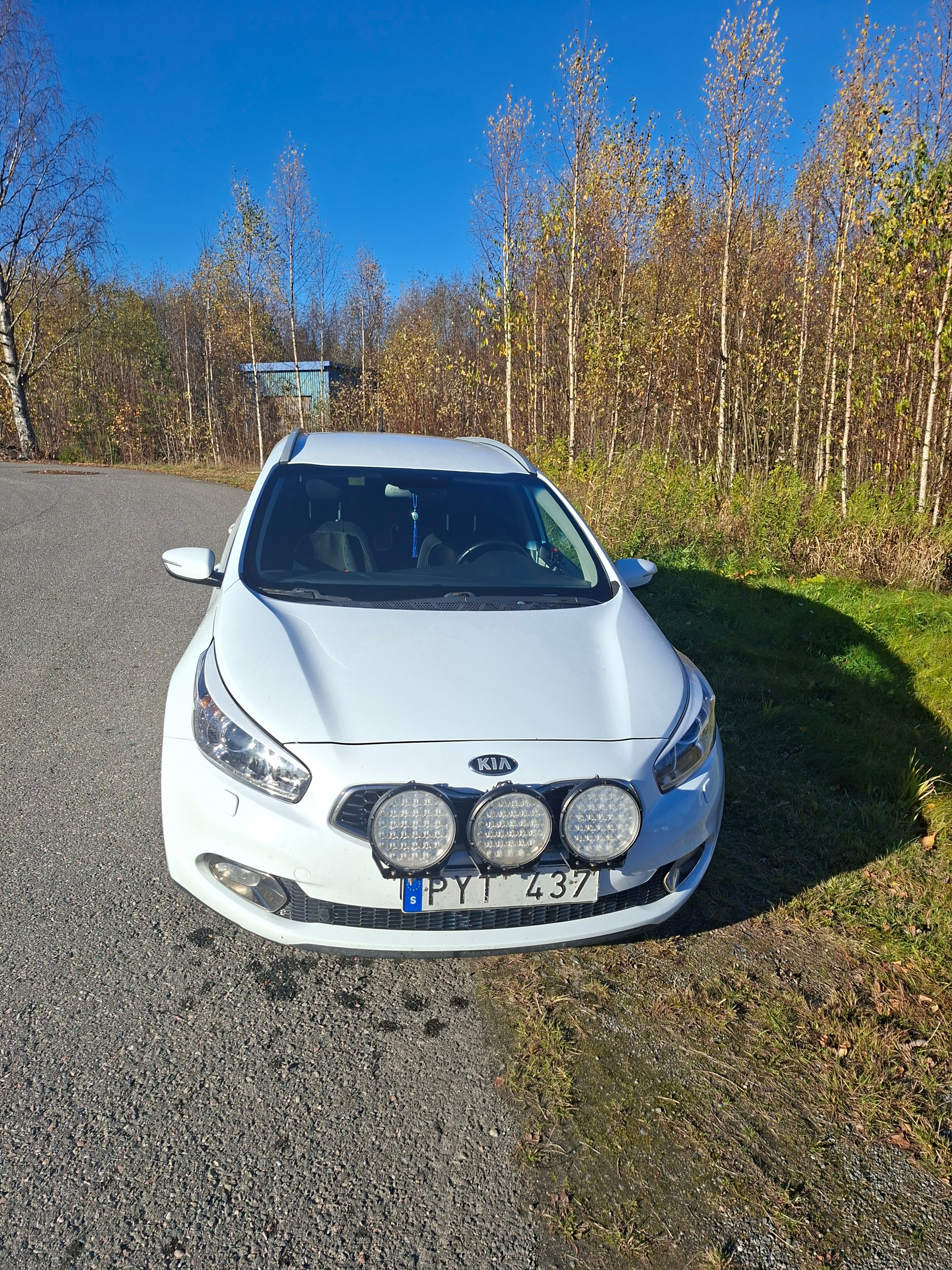 Kia Ceed _sw 1.6 CRDi Manuell 2013, bild 4/5