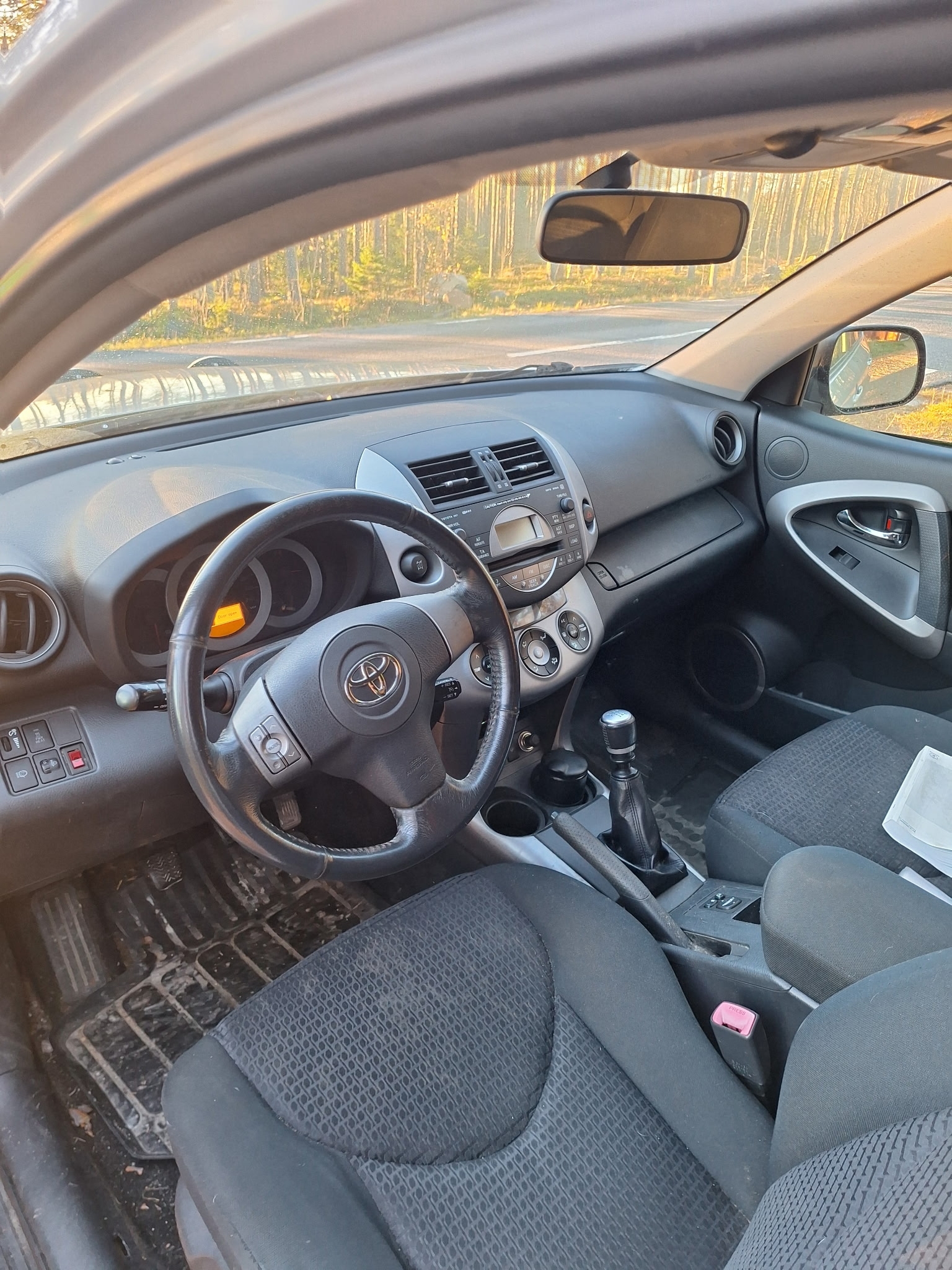 Toyota RAV4 2.2 D-4D 2008, bild 3/5
