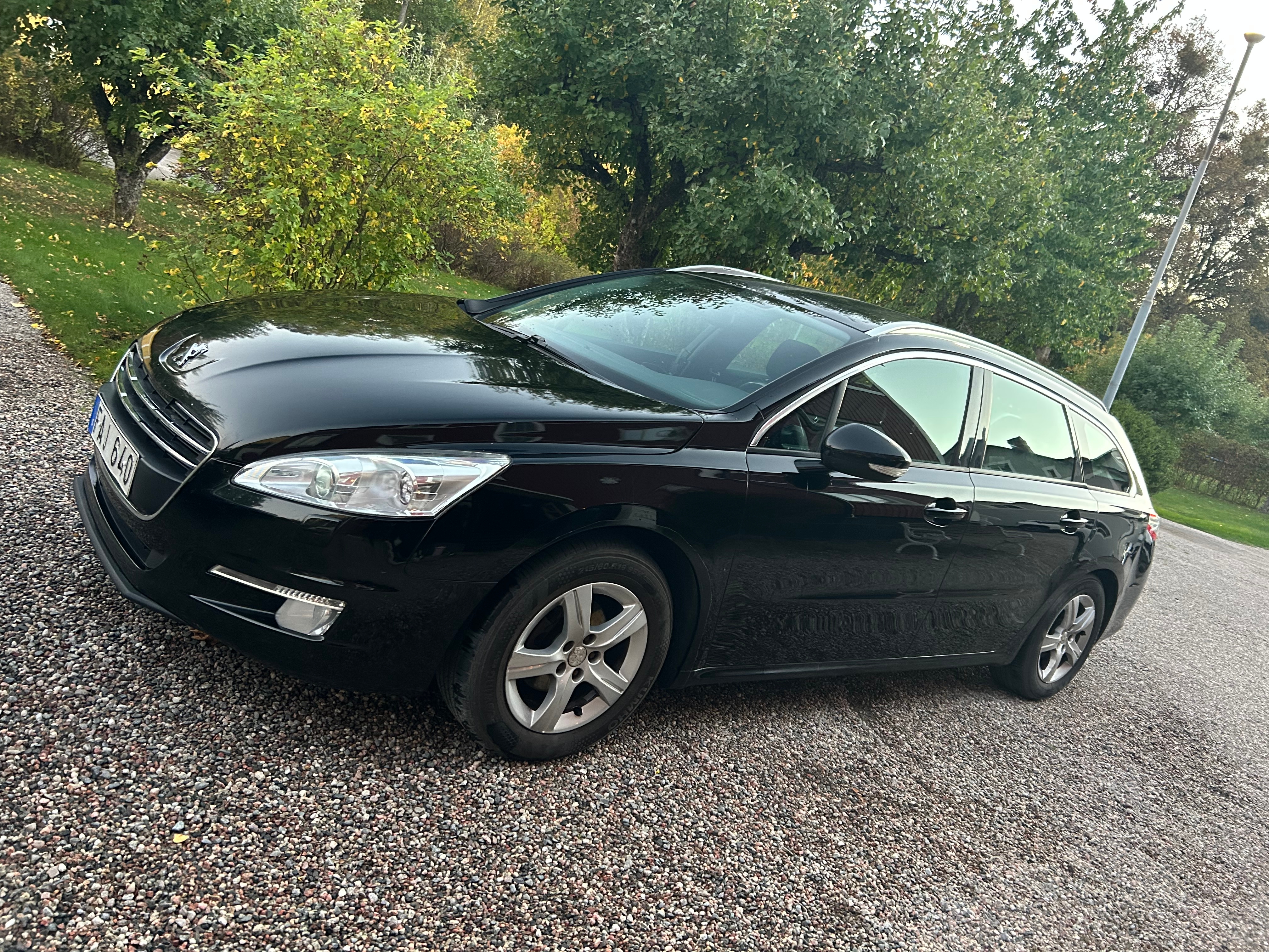 Peugeot 508 SW 1.6 HDi 115 FAP Manuell 2013, bild 2/5