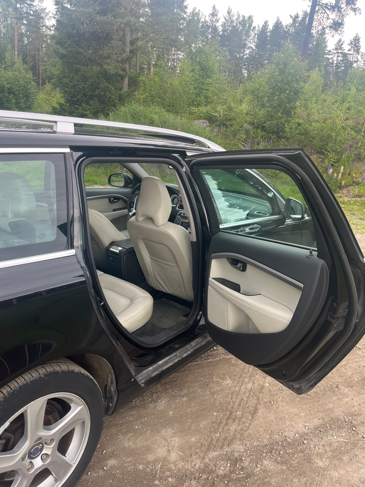Volvo V70 DRIVe Powershift 2012, bild 8/8
