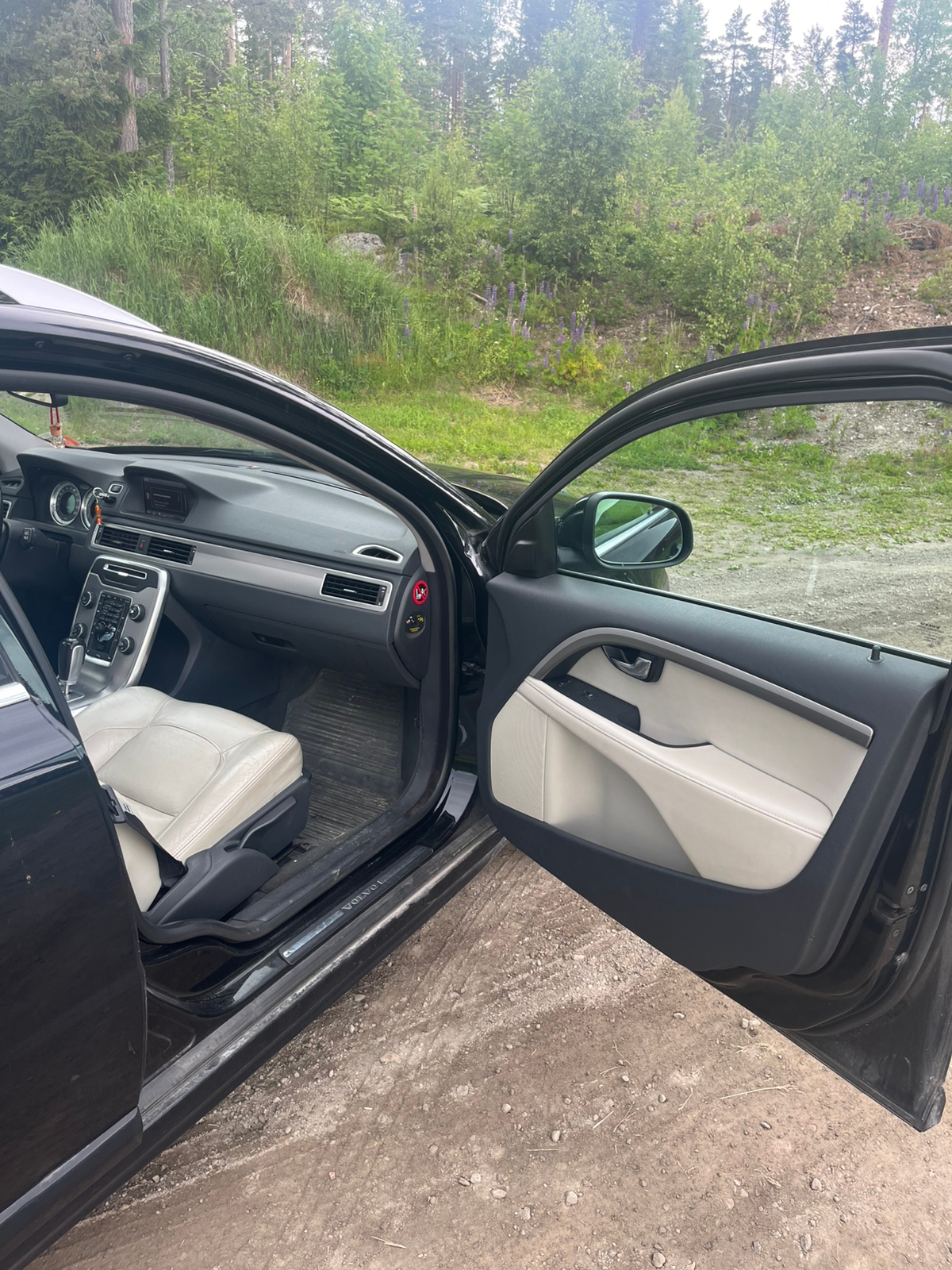 Volvo V70 DRIVe Powershift 2012, bild 7/8