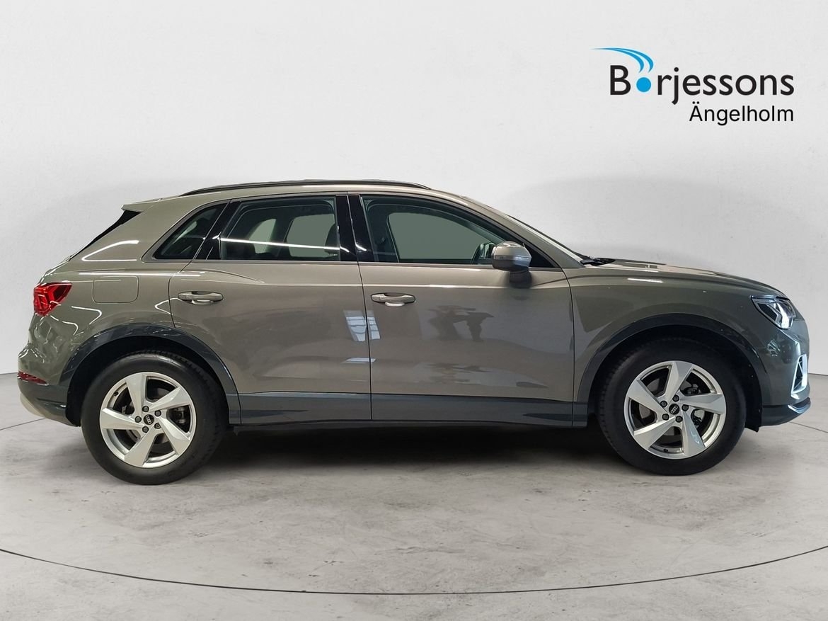 Audi Q3 35 TFSI Advanced 2025, bild 2/9