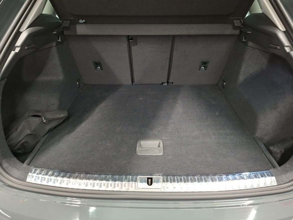 Audi Q3 35 TFSI Advanced 2025, bild 10/10