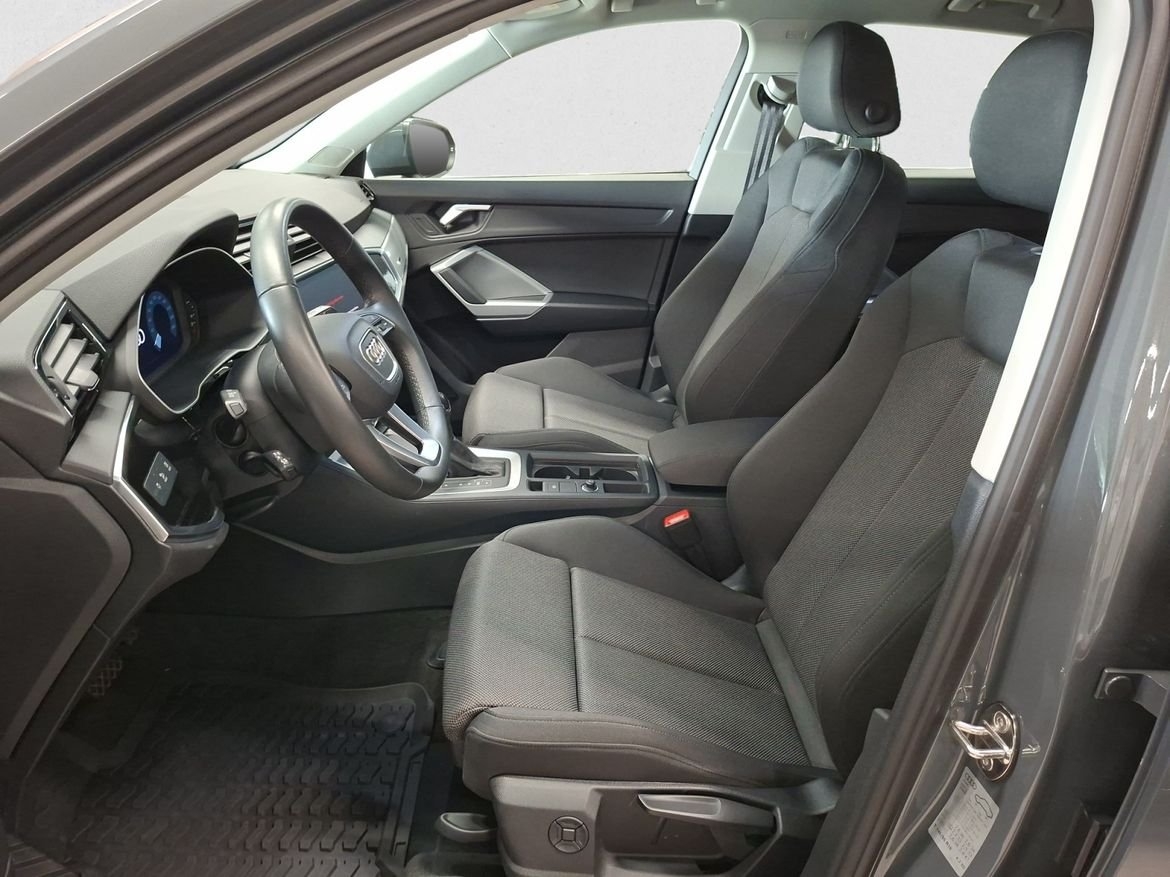 Audi Q3 35 TFSI Advanced 2025, bild 7/10