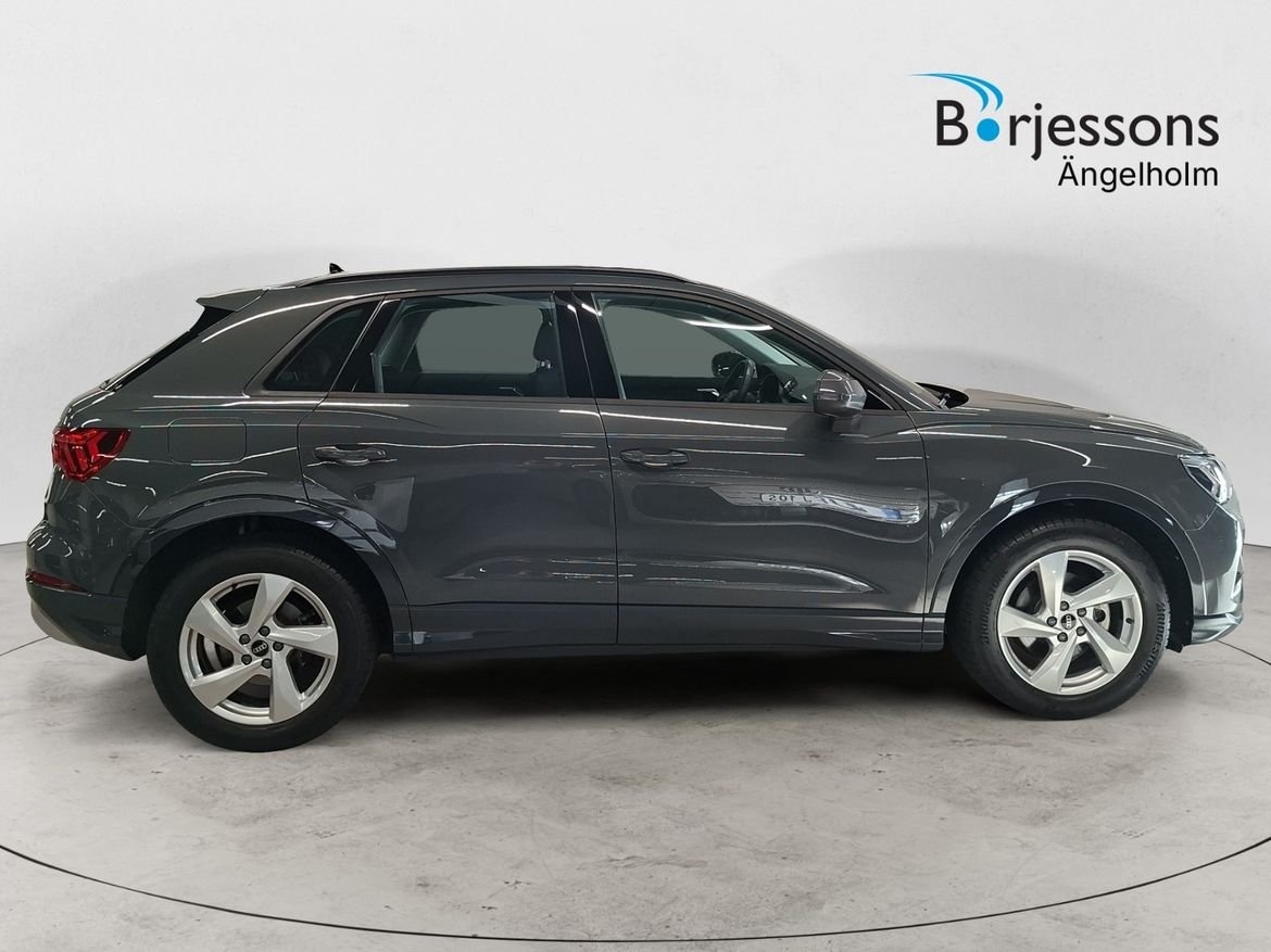Audi Q3 35 TFSI Advanced 2025, bild 2/10