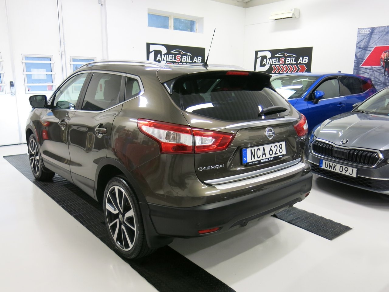 Nissan Qashqai 1.2 DIG-T Tekna 360° 2015, bild 2/10