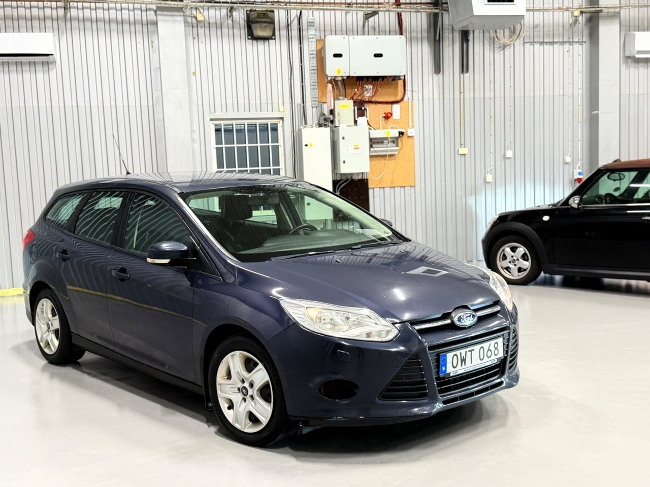 Ford Focus 1.6 TDCi ECOnetic Trend 2014, bild 4/17