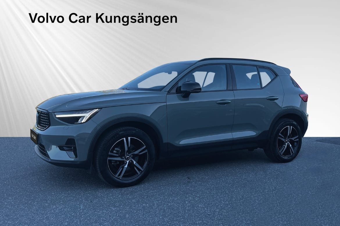 Volvo XC40 B4 Plus Dark 2025, bild 3/10