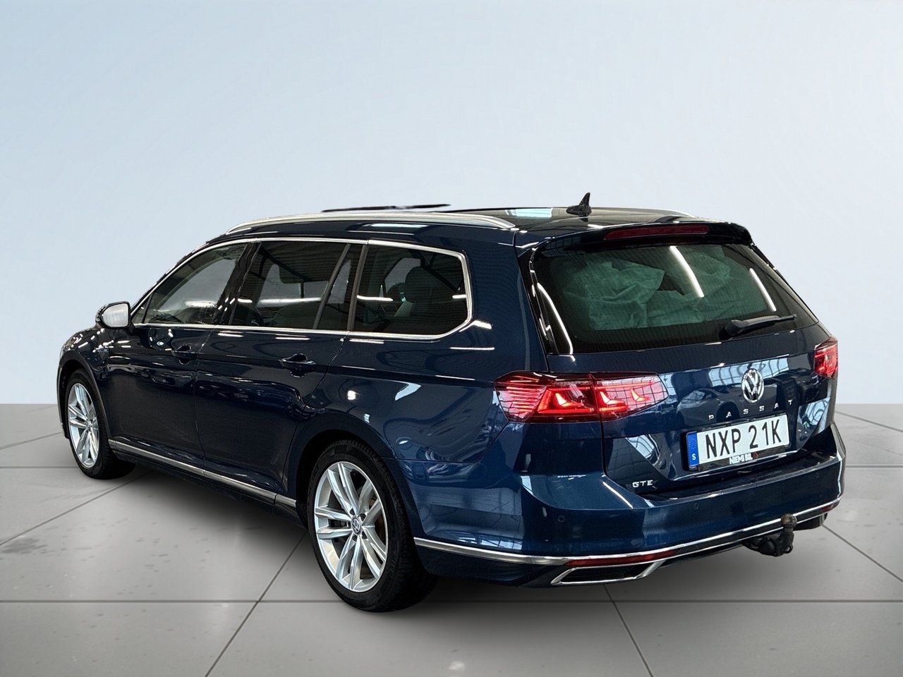 Volkswagen Passat GTE 2020, bild 5/10