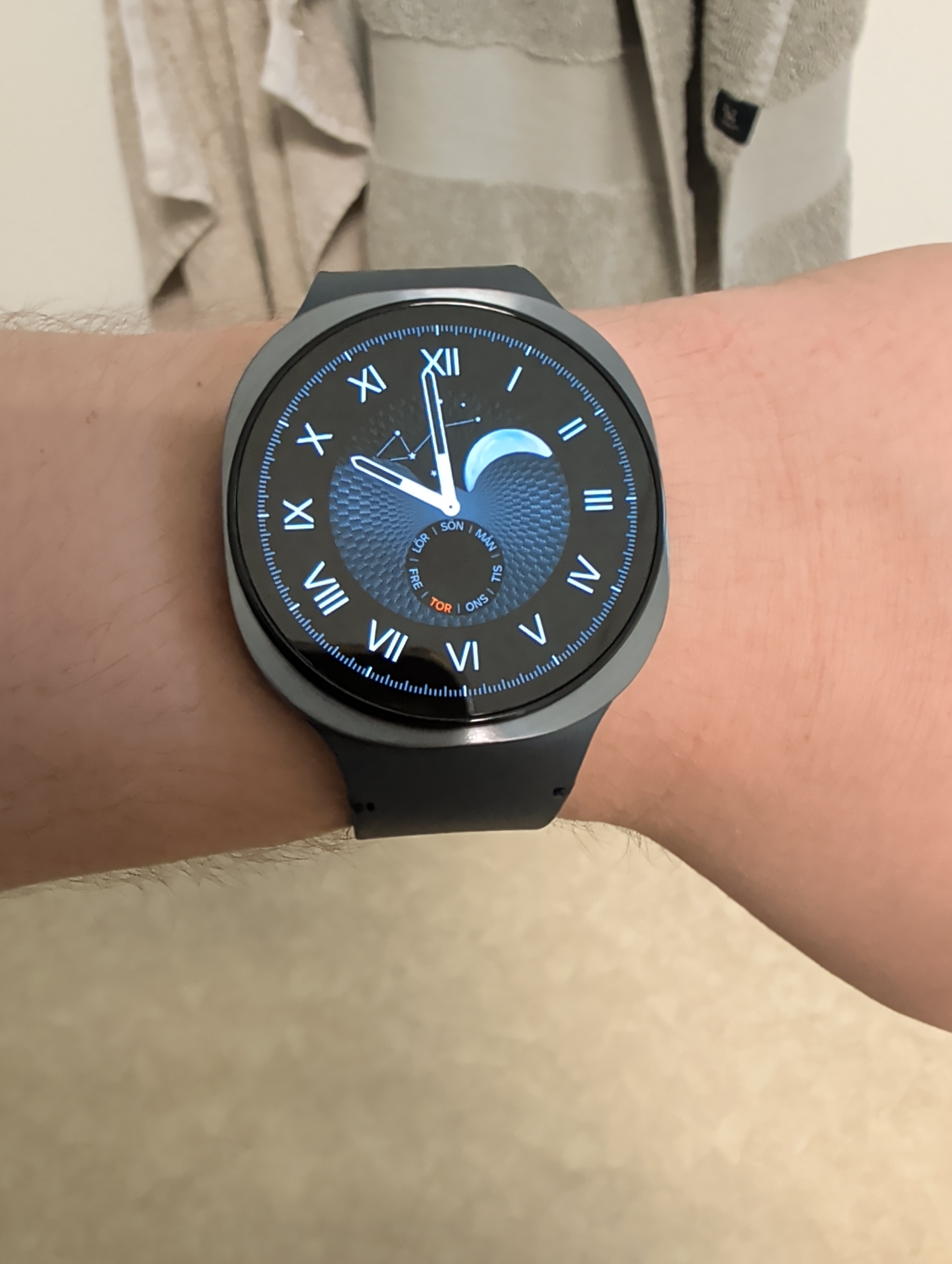 Samsung Galaxy Watch 8 säljs helt ny.