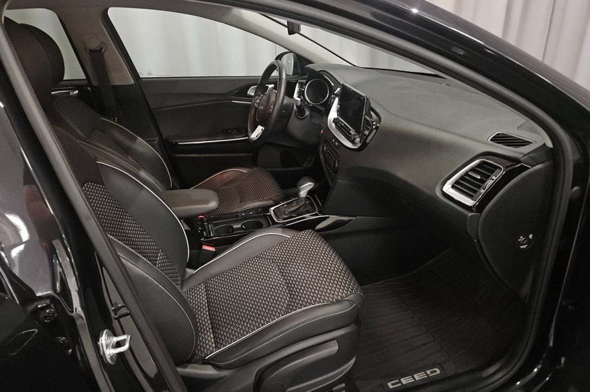 Kia Ceed 2025, photo 5/10