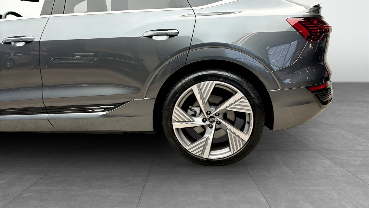 Audi e-tron 55 S line 2024, bild 6/10