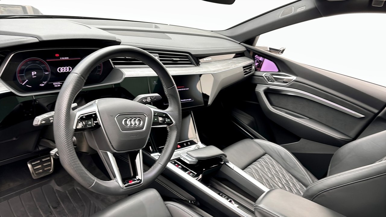 Audi e-tron 55 S line 2024, bild 7/10