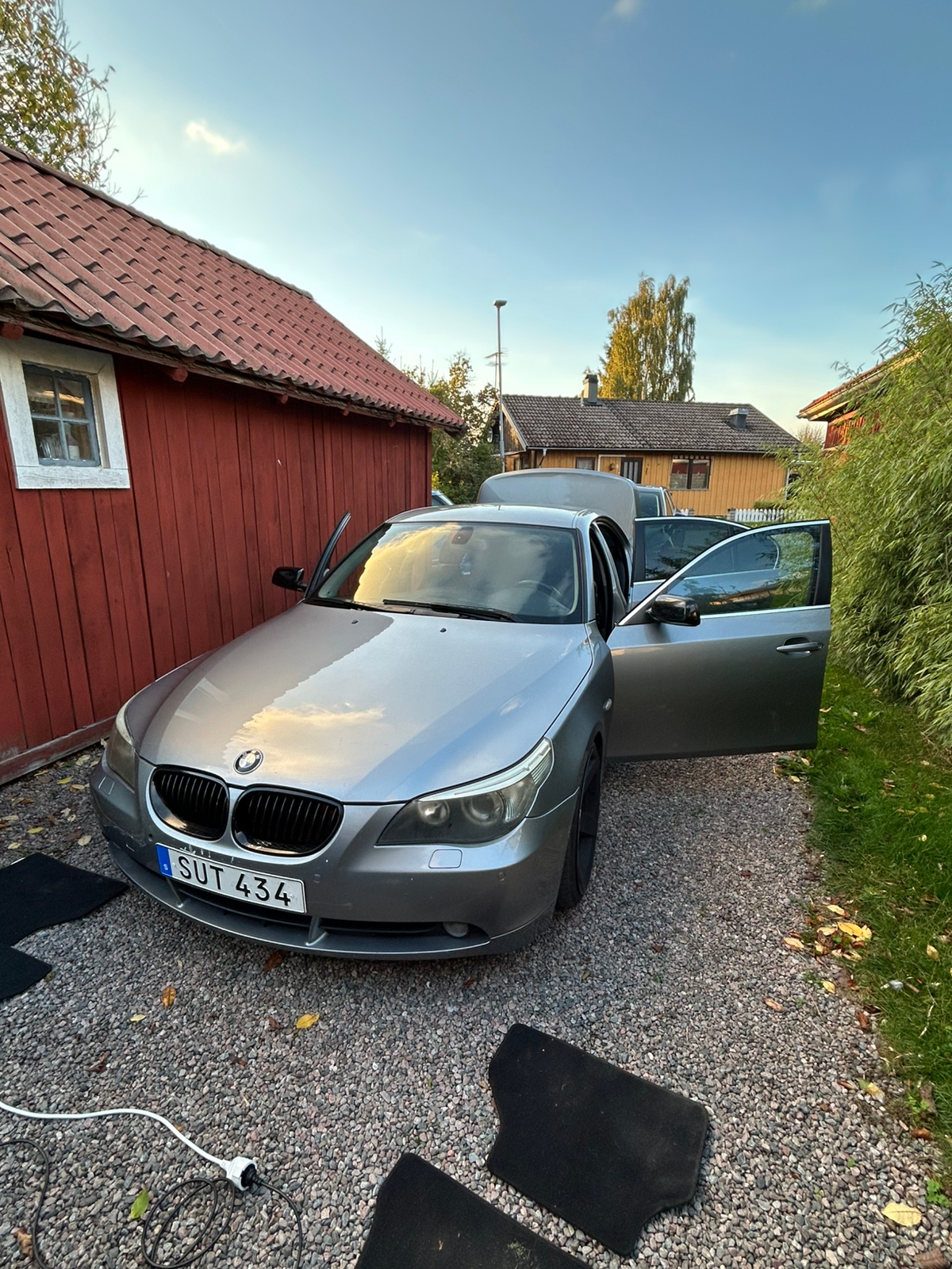 BMW 525 d Sedan Automatisk 2007, bild 3/6
