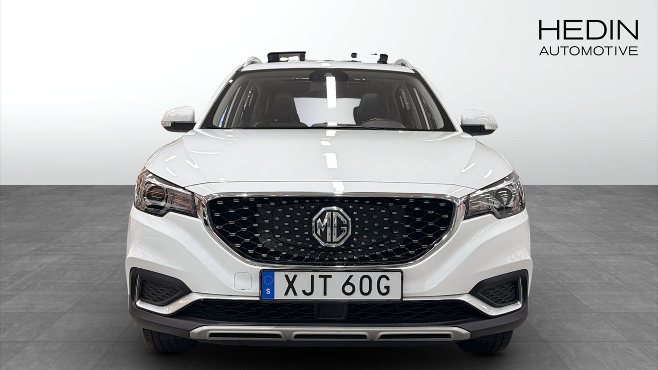 MG ZS 45kWh 143hk Luxury 2021, bild 2/10