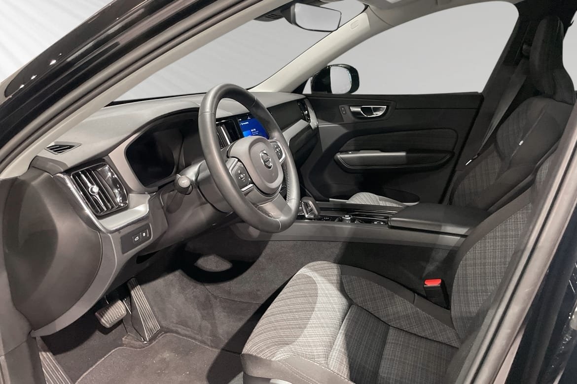 Volvo XC60 T6 Core Edition 2023, bild 7/14