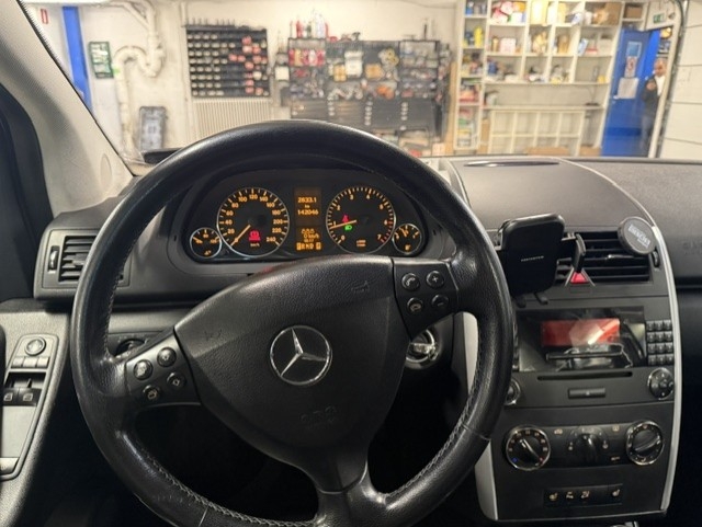 Mercedes-Benz A 200 5-dörrars CVT 2005, photo 5/7