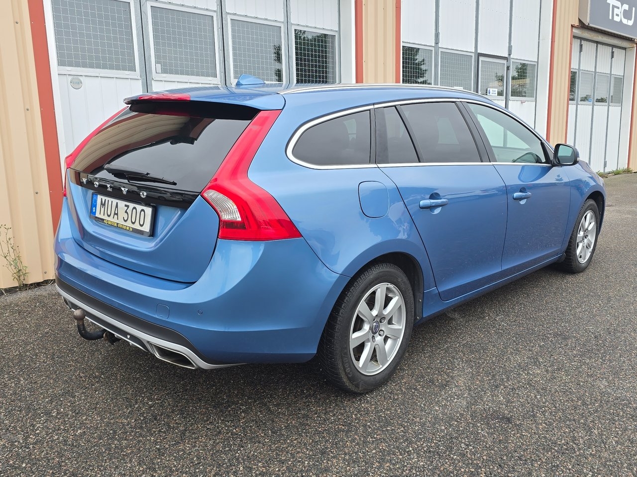 Volvo V60 D4 Summum Business Edition Pro 2016, kuva 6/10