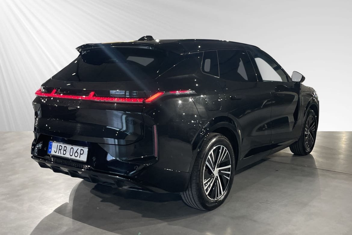 Lynk & Co 08 1.5TD PHEV Core 2025, bild 4/10