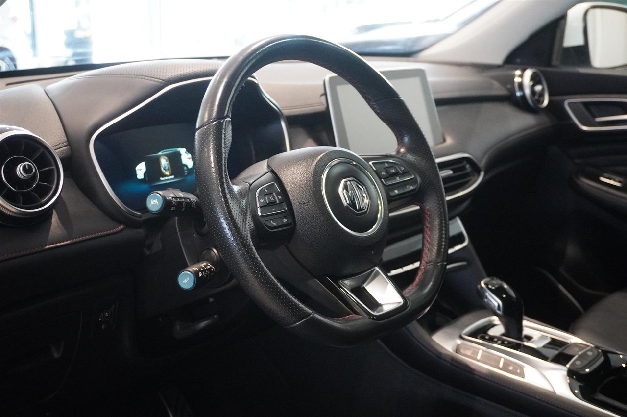 MG EHS Luxury 2021, bild 2/10