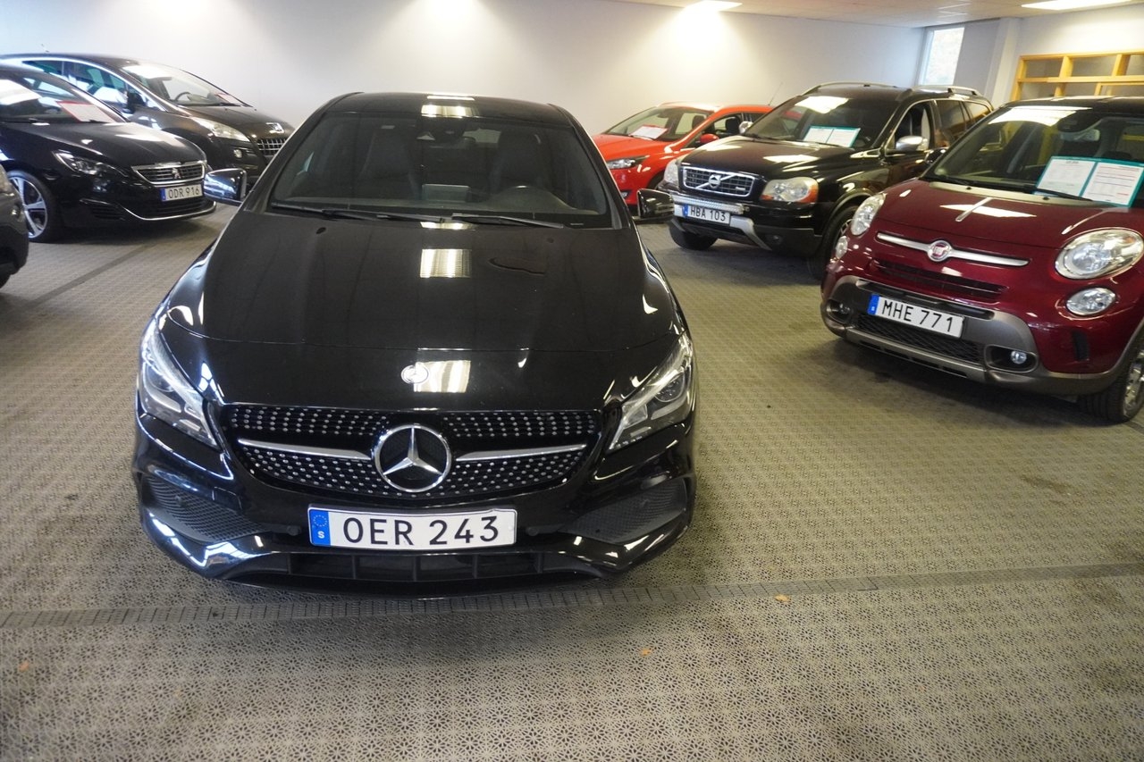 Mercedes-Benz CLA