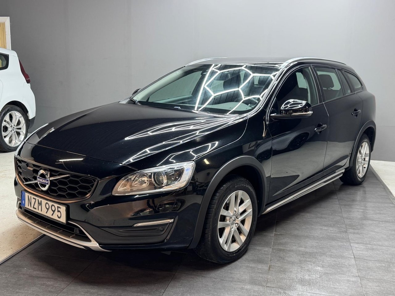 Volvo V60 Cross Country 2018, bild 3/10