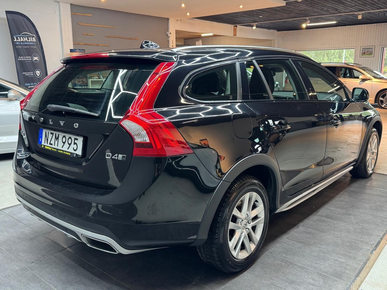Volvo V60 Cross Country 2018, bild 5/10