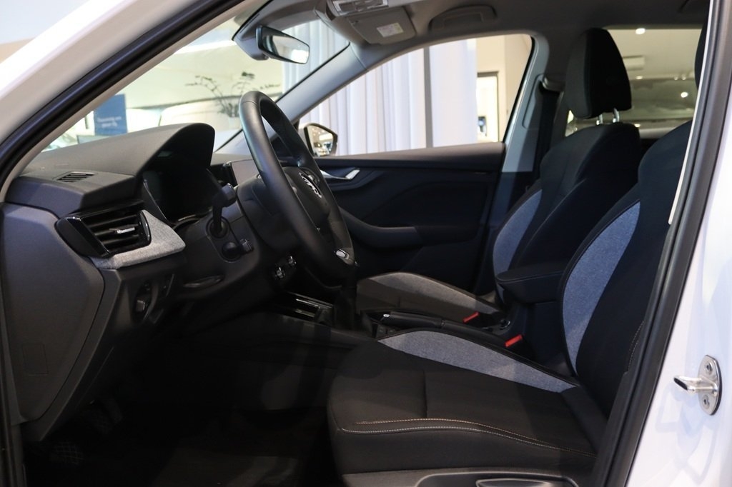 Skoda Kamiq 1.0 TSI 2024, bild 5/10