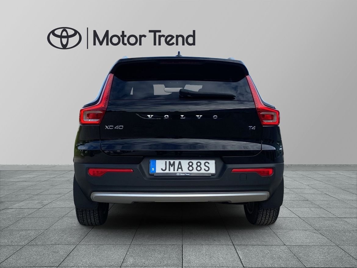 Volvo XC40 T4 Momentum Advanced Edition 2020, kuva 5/10