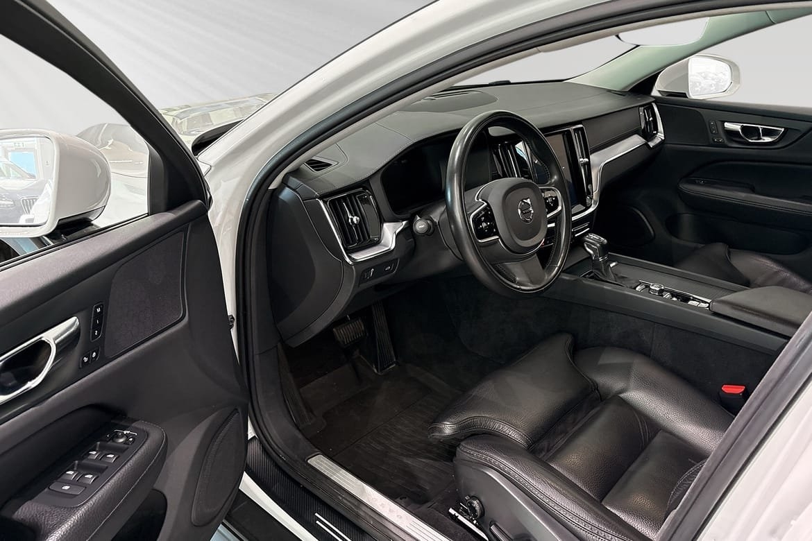 Volvo V60 Cross Country D4 Pro Edition 2019, bild 7/10